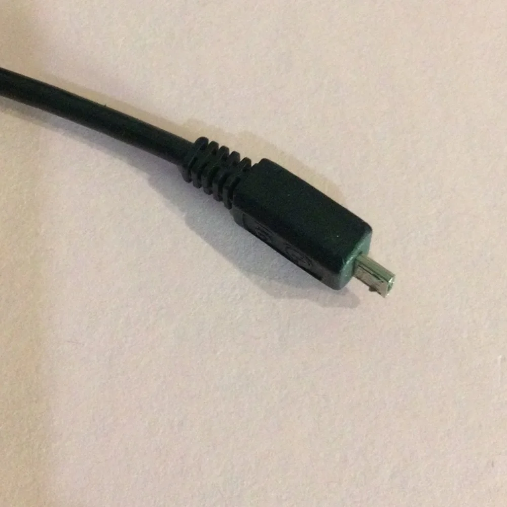 LG Travel Adapter (+ USB cable)